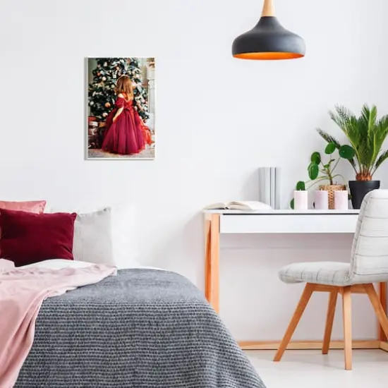 Stupell Industries Child On Christmas Day Gifts Wall Plaque Art {3}