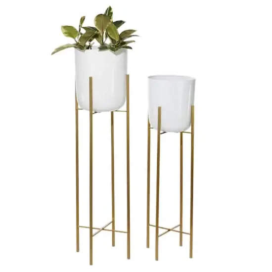 CosmoLiving by Cosmopolitan Set of 2 White Metal Contemporary Planter, 39", 46" {1}