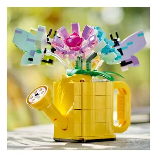 LEGO&reg; Creator&trade; 3in1 Flowers in Watering Can {7}