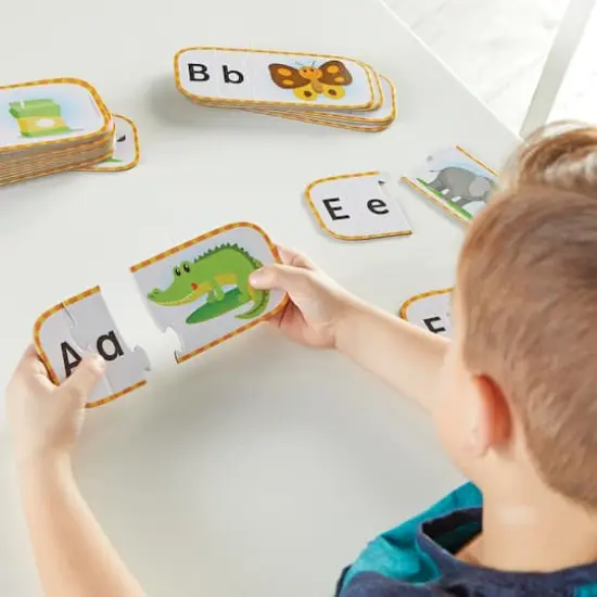 Learning Resources Upper 'n Lowercase Alphabet Puzzle Cards {5}