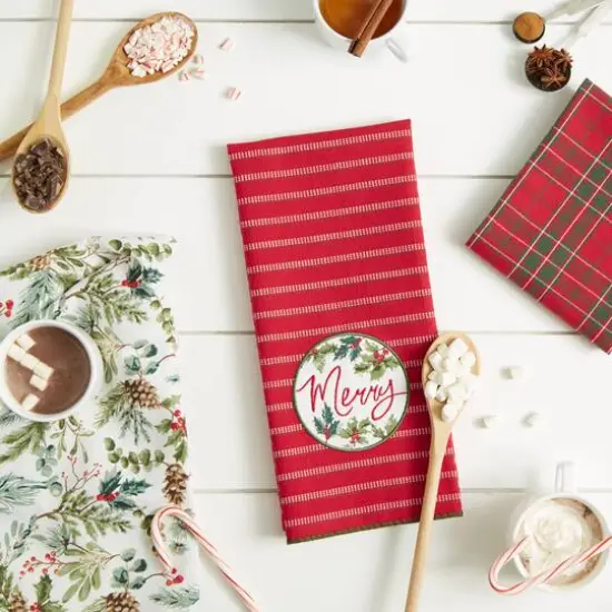 DII&reg; Merry Holly Dishtowel Set {6}
