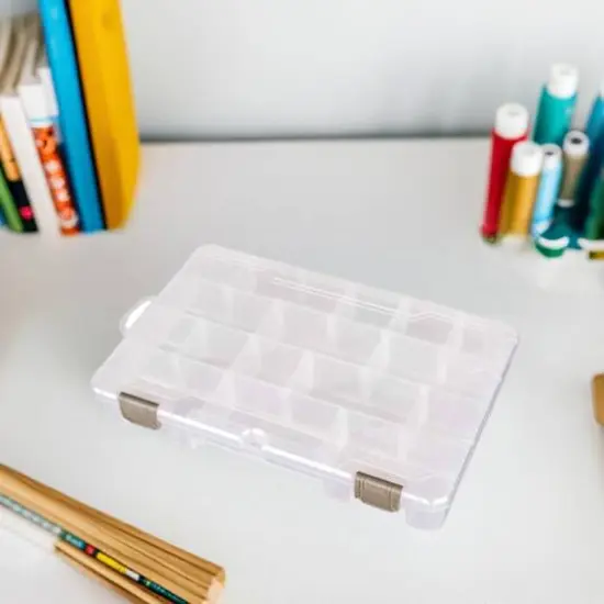 ArtBin&reg; 11'' x 7'' Solutions&trade; Box {7}