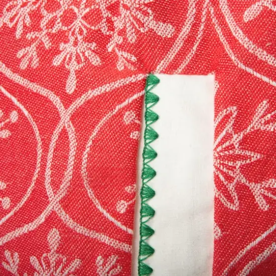 DII&reg; Joyful Snowflakes Jacquard Collection Apron {4}