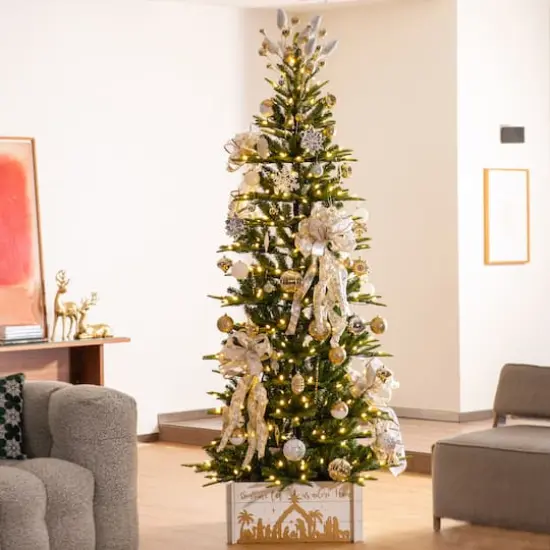 Glitzhome&reg; 24" Nativity Scene Tree Collar {7}