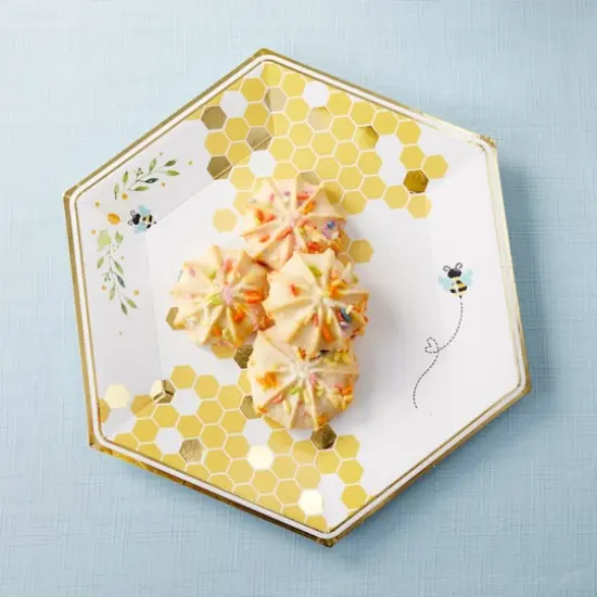 Kate Aspen&reg; 9" Sweet As Can Bee Paper Plates, 32ct. {3}