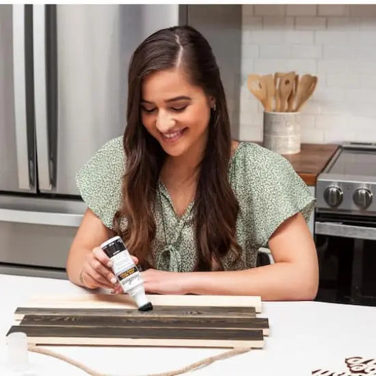 Varathane&reg; 2-in-1 Applicator & Wood Stain, 4oz. Ebony {5}