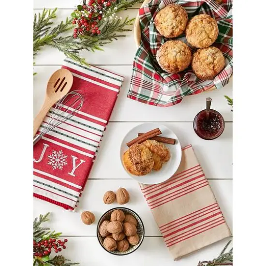 DII&reg; Assorted Joy Snowflake Dishtowel Set {11}