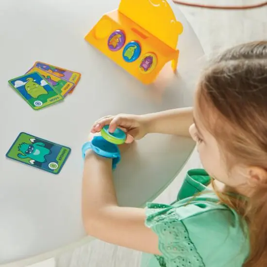 hand2mind Worry Stone Pals Sensory Wristband Set {6}