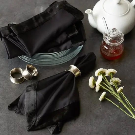 DII&reg; Velvet Trimmed Oversized Napkin, 4ct. Black {7}