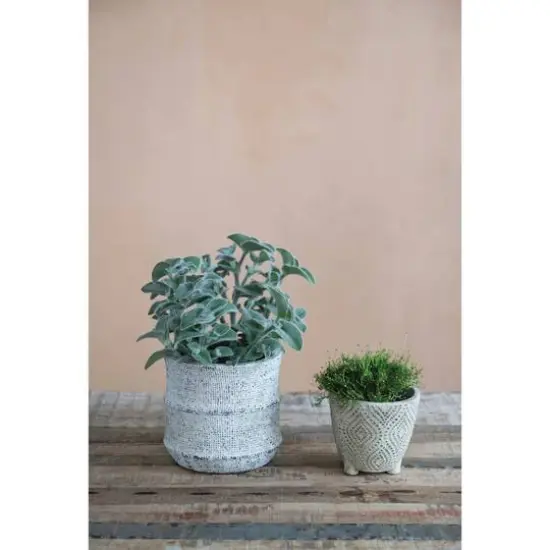 Hello Honey&reg; 7'' Textured Sandstone Planter {3}