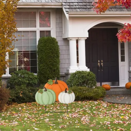 Glitzhome&reg; 23.75" Fall Metal Stacked Pumpkin Yard Stake {5}