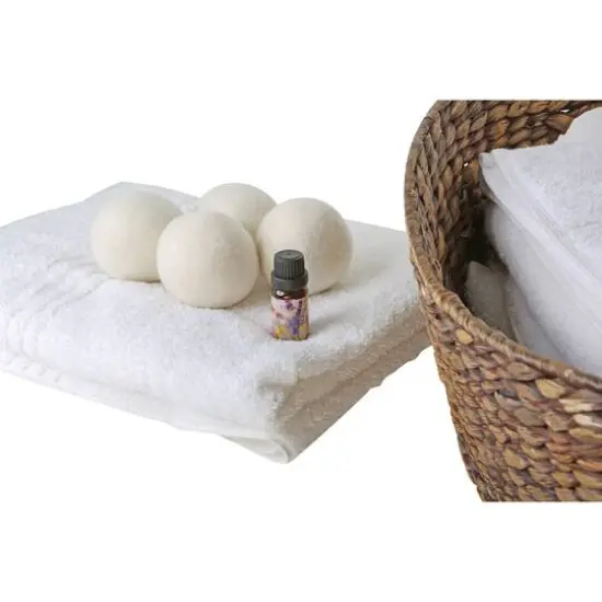 Woolite&reg; Wool Dryer Balls and Fresh Linen Essential Oil Kit {3}