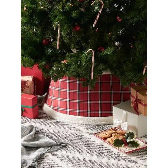 DII&reg; Red Plaid Holiday Tree Collar {3}