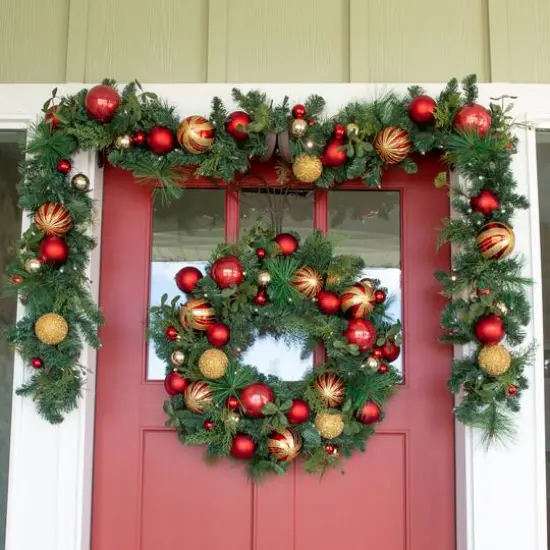 Village Lighting 9ft. Pre-Lit LED Christmas Classic Garland {4}