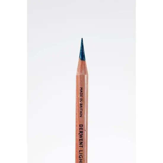 Derwent&reg; Lightfast 48 Pencil Wooden Box Set {7}