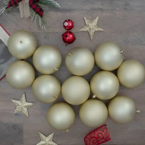 60ct Matte Champagne Gold Shatterproof Ball Ornaments {4}