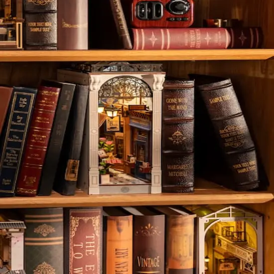 Rolife&reg; Arcade Dating DIY Book Nook Shelf Insert Kit {9}