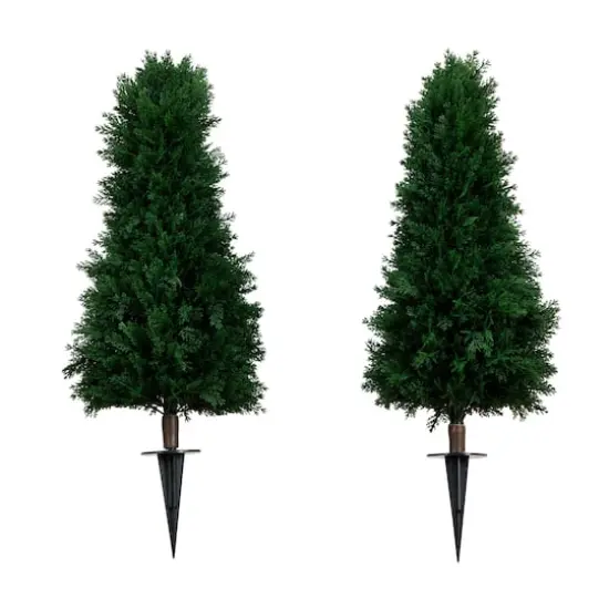 3ft. UV Resistant Cedar Plant Set with Integrated Ground Stake {1}