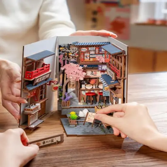 Rolife&reg; Sakura Wine Alley DIY Book Nook Shelf Insert Kit {5}