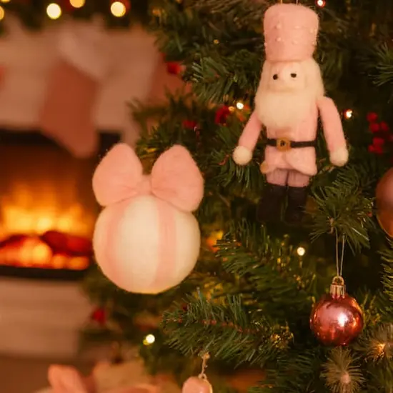 Christmas Pink & White Ball with Bow Felting Kit by Loops & Threads® {10}