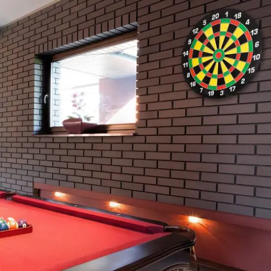 Toy Time Magnetic Dartboard Set {7}