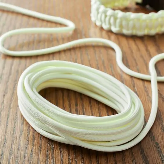 Pepperell 550 Parachute Cord, Glow In The Dark {3}