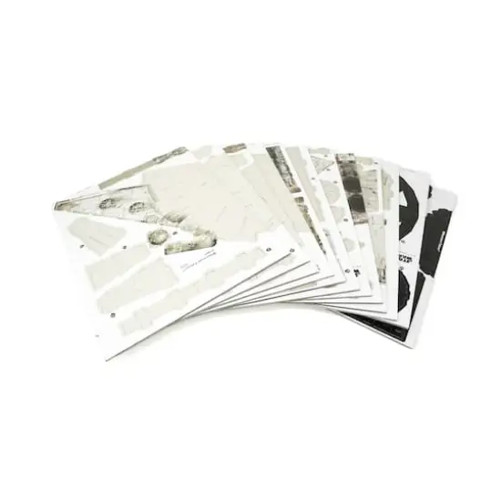 Star Wars - Millennium Falcon Paper Model Kit: 216 Pcs {4}