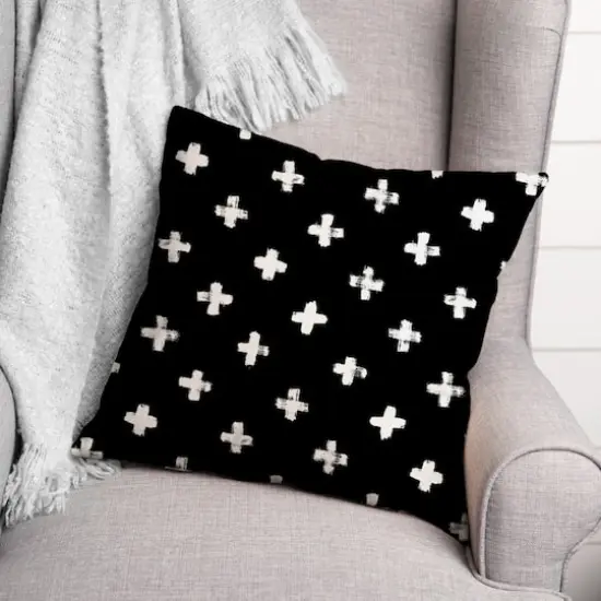 Crosses Indoor/Outdoor Pillow Black {3}