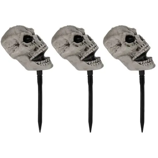 Skull Stakes Outdoor Yard Set {5}