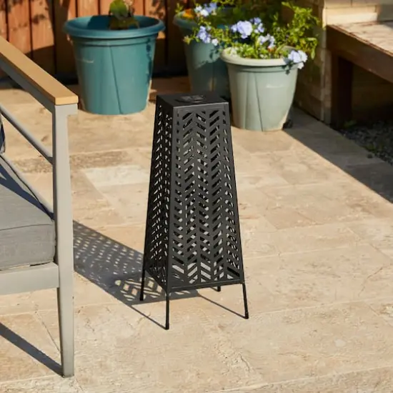 Glitzhome® 21.5" Metal Geometric Solar Powered Floor Lantern {3}