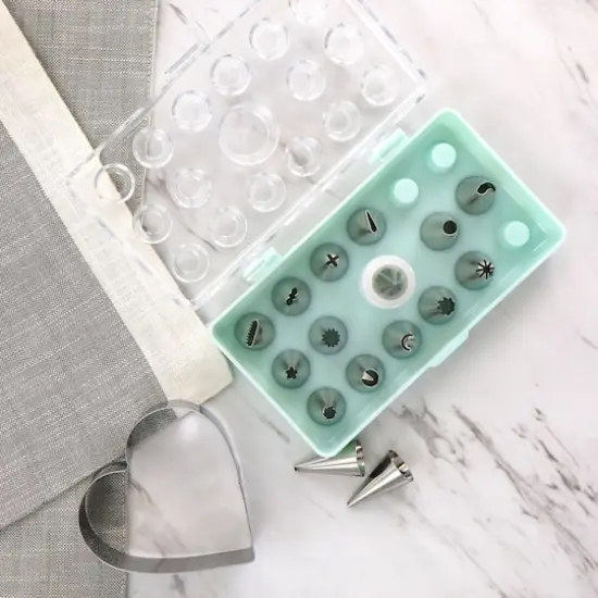 Martha Stewart Stainless Steel Cake Decorating Nozzles Set {4}