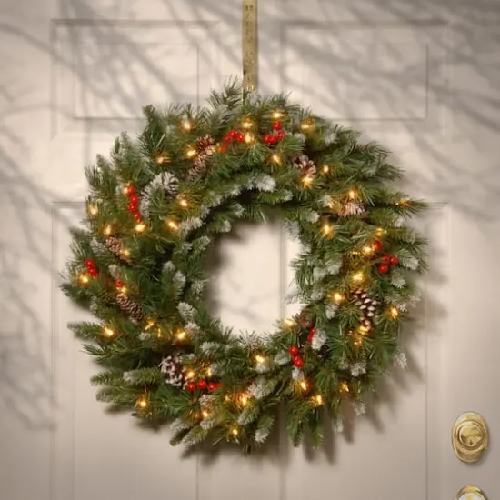 30" Frosted Berry Wreath with 100ct. Clear Lights {3}