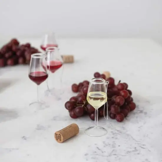 Hello Honey&reg; 4 Pack 4" Wine Glass Ornaments {3}