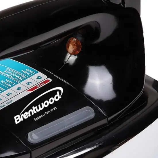 Brentwood&reg; Classic Chrome-Plated Steam Iron {6}