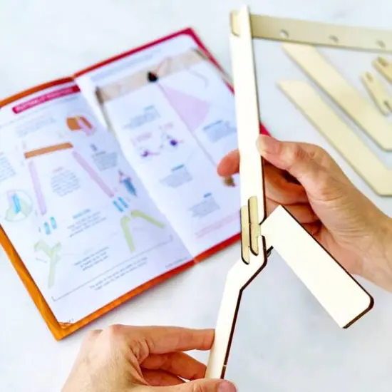 ArtSkills&reg; Epic Lab Pendulum Painter STEM Activity Kit {5}