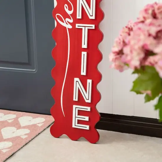 Glitzhome&reg; 39.25" Wooden Hello Valentine Porch D&eacute;cor {9}