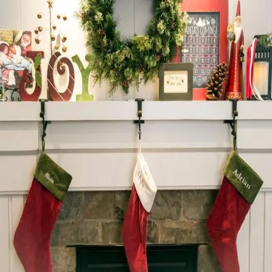 Brown Mantel Garland & Christmas Stocking Holder, 2ct. {8}