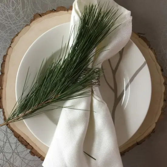 Wilson&reg; Enterprises Plate Charger Basswood Round {3}