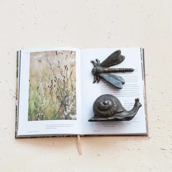 Hello Honey&reg; 6" Rust-Colored Cast Metal Snail Accent D&eacute;cor {6}