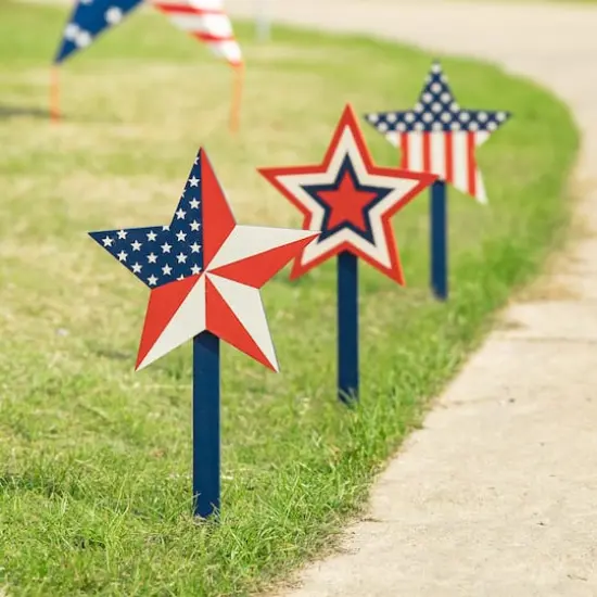 Glitzhome&reg; Wood Patriotic Star Yard Stakes, 3ct. {3}