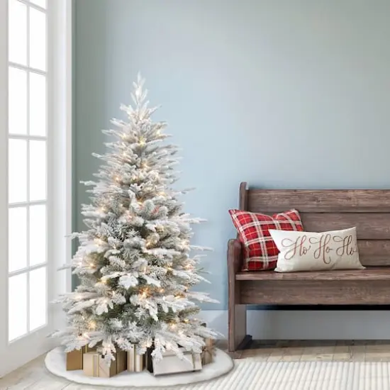 4.5ft. Pre-Lit Flocked Northern Fir Artificial Christmas Tree, Clear Lights {4}