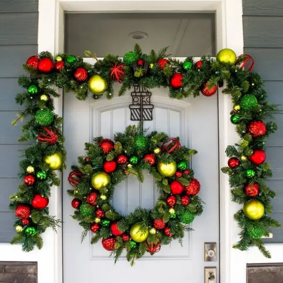 Village Lighting 30" Pre-Lit Festive Holiday Christmas Wreath, Clear LED Lights {4}