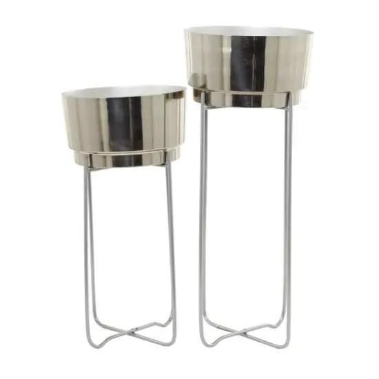 CosmoLiving by Cosmopolitan Contemporary Planter Stand Set Silver {6}