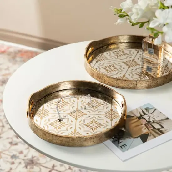 Glitzhome&reg; Gold Round Abstract Mirrored Trays Set {6}