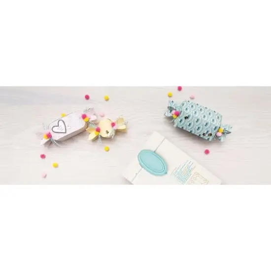 We R Memory Keepers&reg; Punch Board&trade; Candy Box  {4}