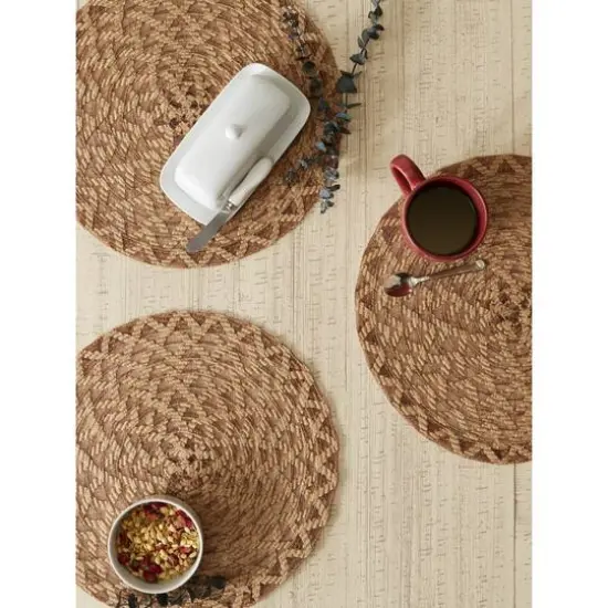 DII&reg; 15" Round Natural Dahlia Woven Placemat Set, 6ct. {6}