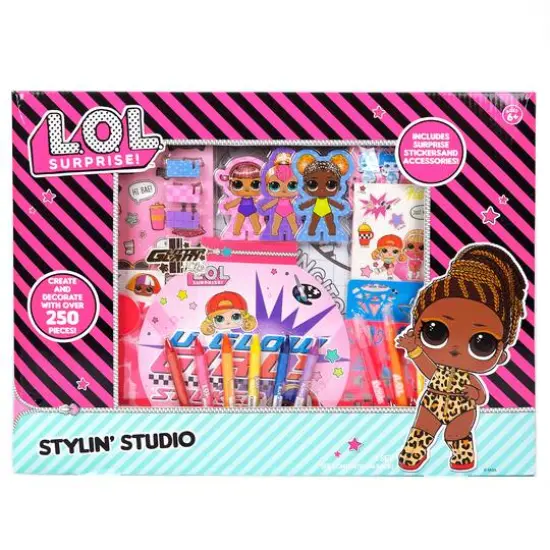 L.O.L. Surprise! Stylin' Studio {1}