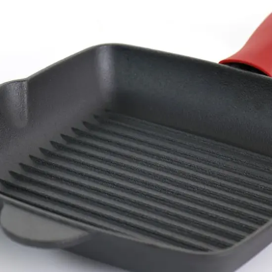 MegaChef Pre-Seasoned 4 Piece Cast Iron Set With Silicone Handles {6}