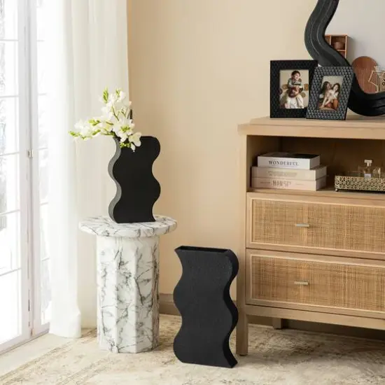 Glitzhome® Modern Black Textured Ripple Metal Floor Vases Set {8}
