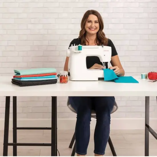 SINGER&reg; M1500 Mechanical Sewing Machine {13}